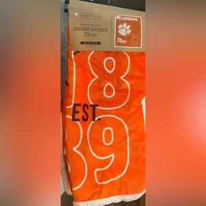 Clemson Tigers Sherpa throw